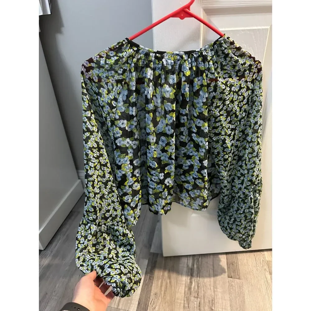 NWT Zara Floral Print Blouse Size Medium
